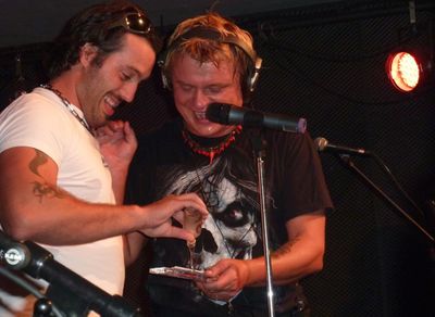 LIVE: Vilém Čok slavil padesátku nejen Živou vodou